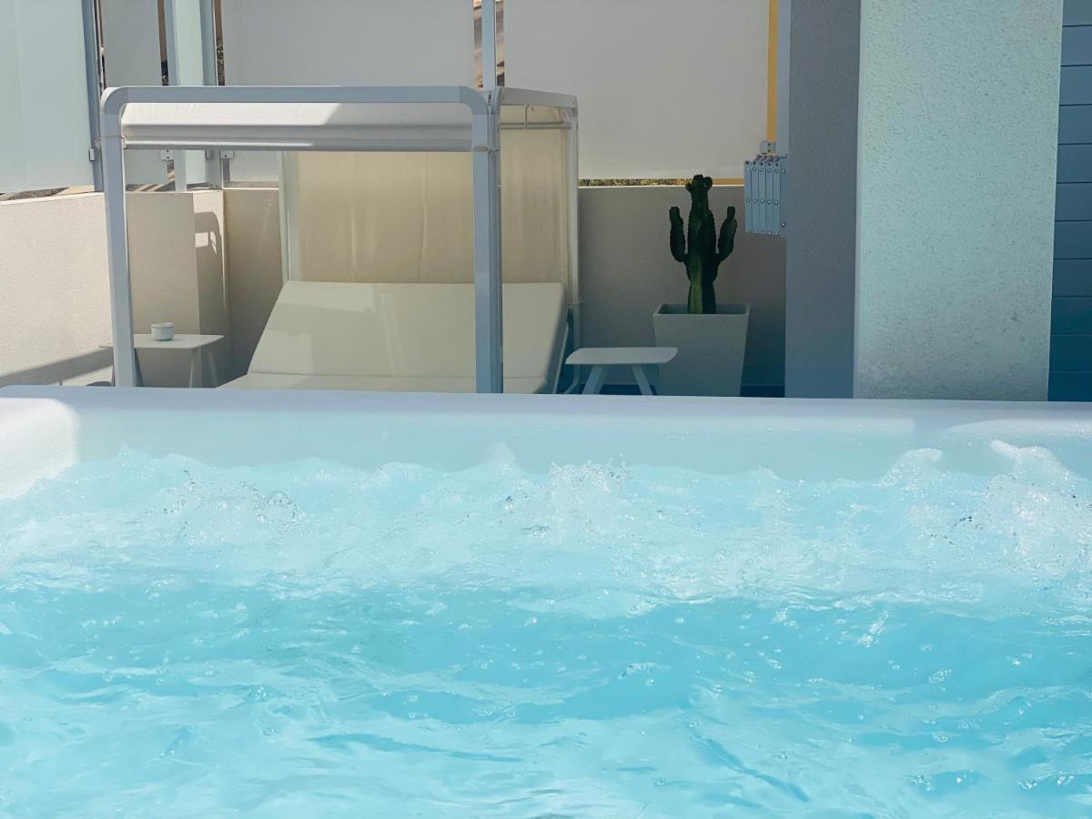 Pool Jacuzzi Home Of Tulio Tijoco de Abajo エクステリア 写真